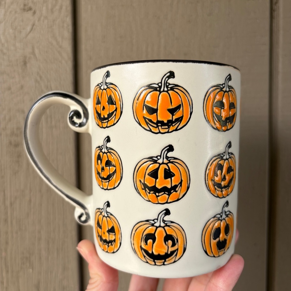 Halloween Jack-O'-Lantern mug